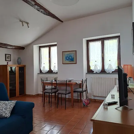 Mansardhouse Zona Bellagio Appartement *