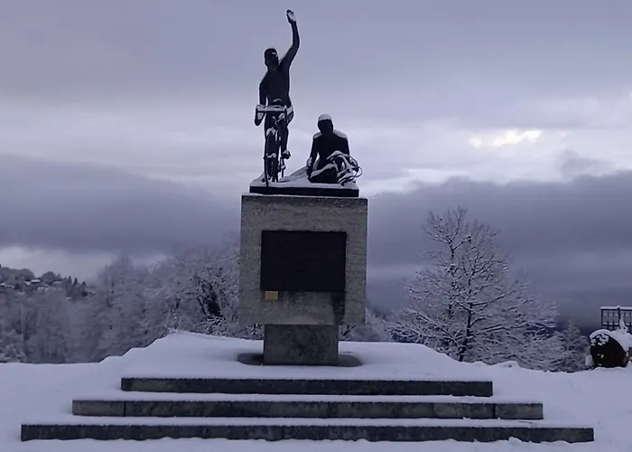 Mansardhouse Zona Bellagio * Магрельо