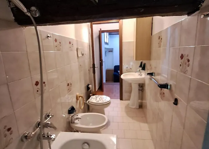 Mansardhouse Zona Bellagio * Магрельо