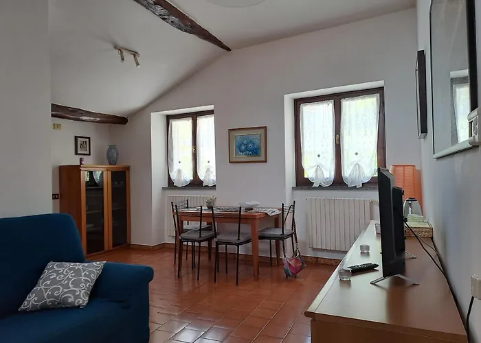 Mansardhouse Zona Bellagio Апартаменты *