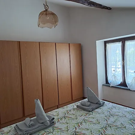 Mansardhouse Zona Bellagio Apartman Magreglio